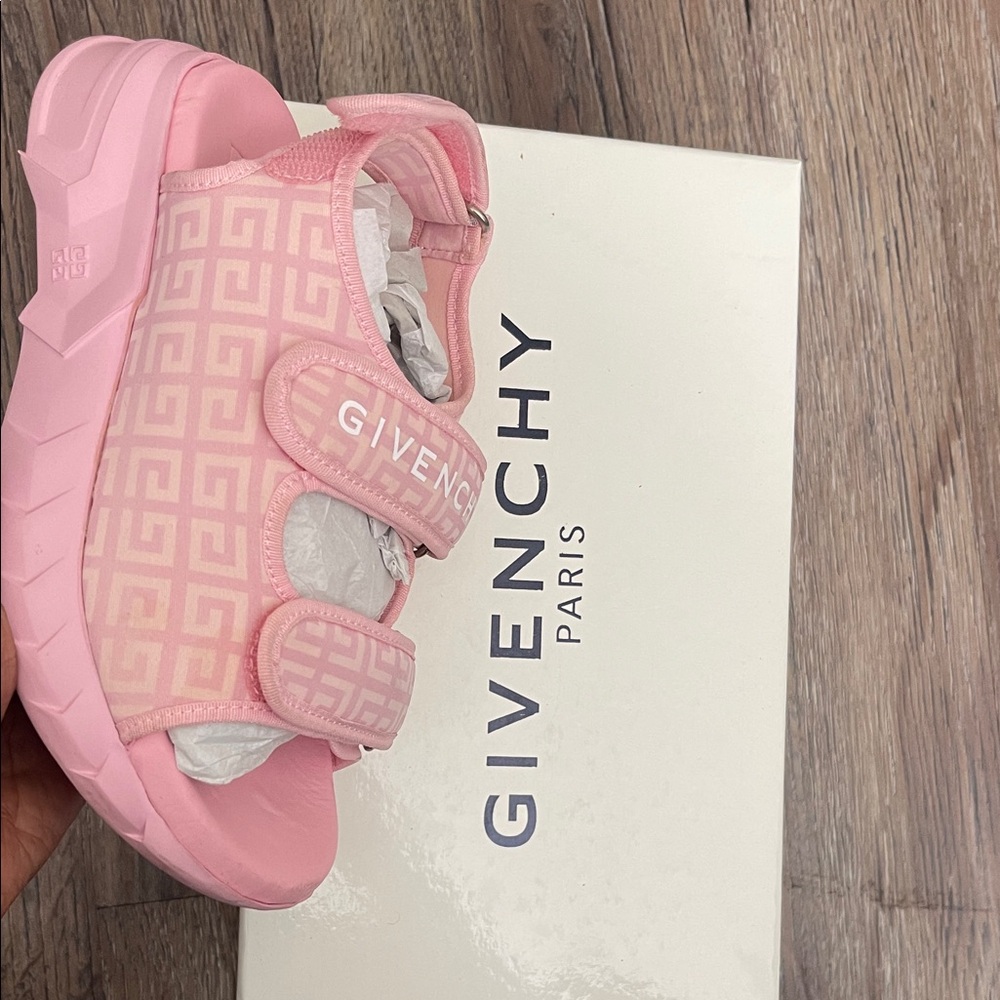 Givenchy Kids Light Pink Sandals
